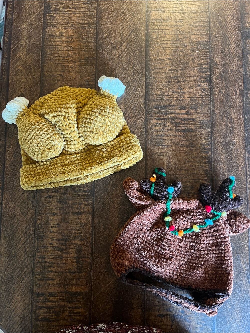 2 baby hats Thanksgiving turkey Christmas reindeer photo props 6-12 months